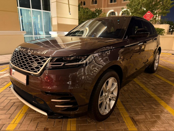 Land Rover  Range Rover  Velar R-Dynamic  2022  Automatic  17,000 Km  4 Cylinder  Four Wheel Drive (4WD)  SUV  Gray  With Warranty