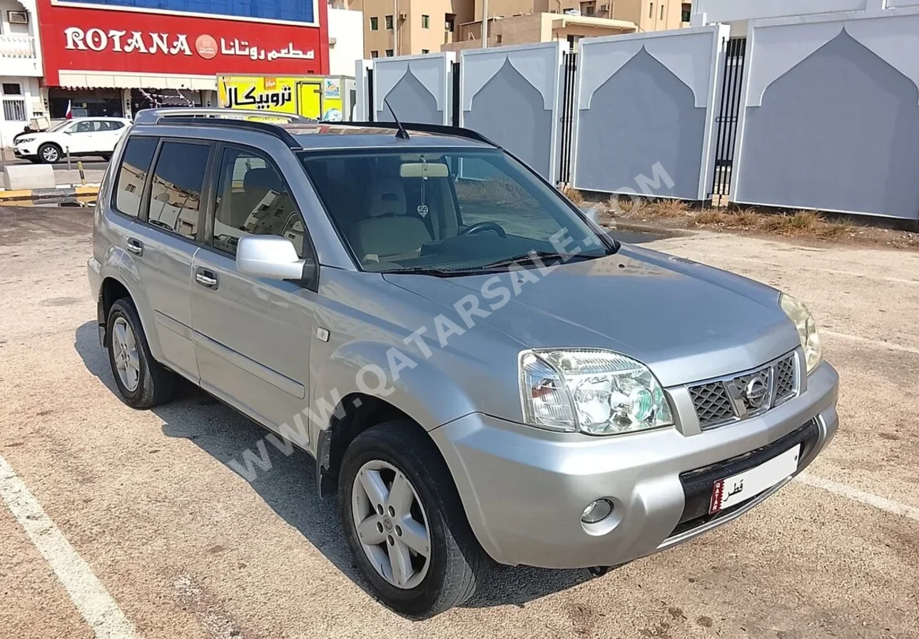 Nissan  X-Trail  SL  2008  Automatic  270,000 Km  4 Cylinder  Four Wheel Drive (4WD)  Hatchback  Silver