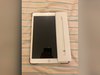 أبل آي باد (الجيل السابع) 2020 - 128 جيجابايت - نظام الاتصال واي فاي فقط