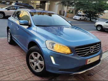 Volvo  XC  60  2016  Automatic  116,000 Km  6 Cylinder  All Wheel Drive (AWD)  SUV  Blue and Beige  With Warranty