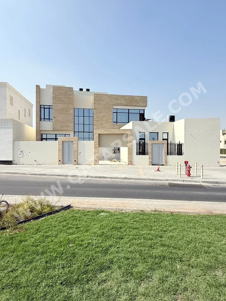 Family Residential  - Not Furnished  - Al Wakrah  - Al Wakrah  - 8 Bedrooms