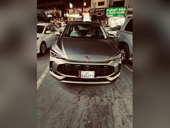 ام جي  زد اس  4 سلندر  إس يو في 2 في 4  رمادي  2026