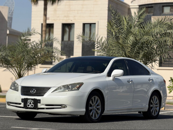 Lexus  ES  350  2008  Automatic  194,000 Km  6 Cylinder  Rear Wheel Drive (RWD)  Sedan  White