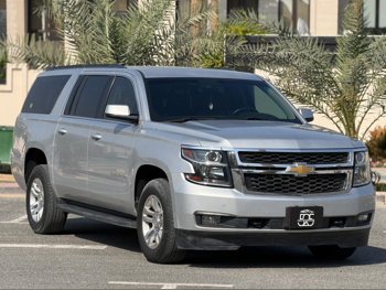 Chevrolet  Suburban  LS  2019  Automatic  140,000 Km  8 Cylinder  Four Wheel Drive (4WD)  SUV  Gray