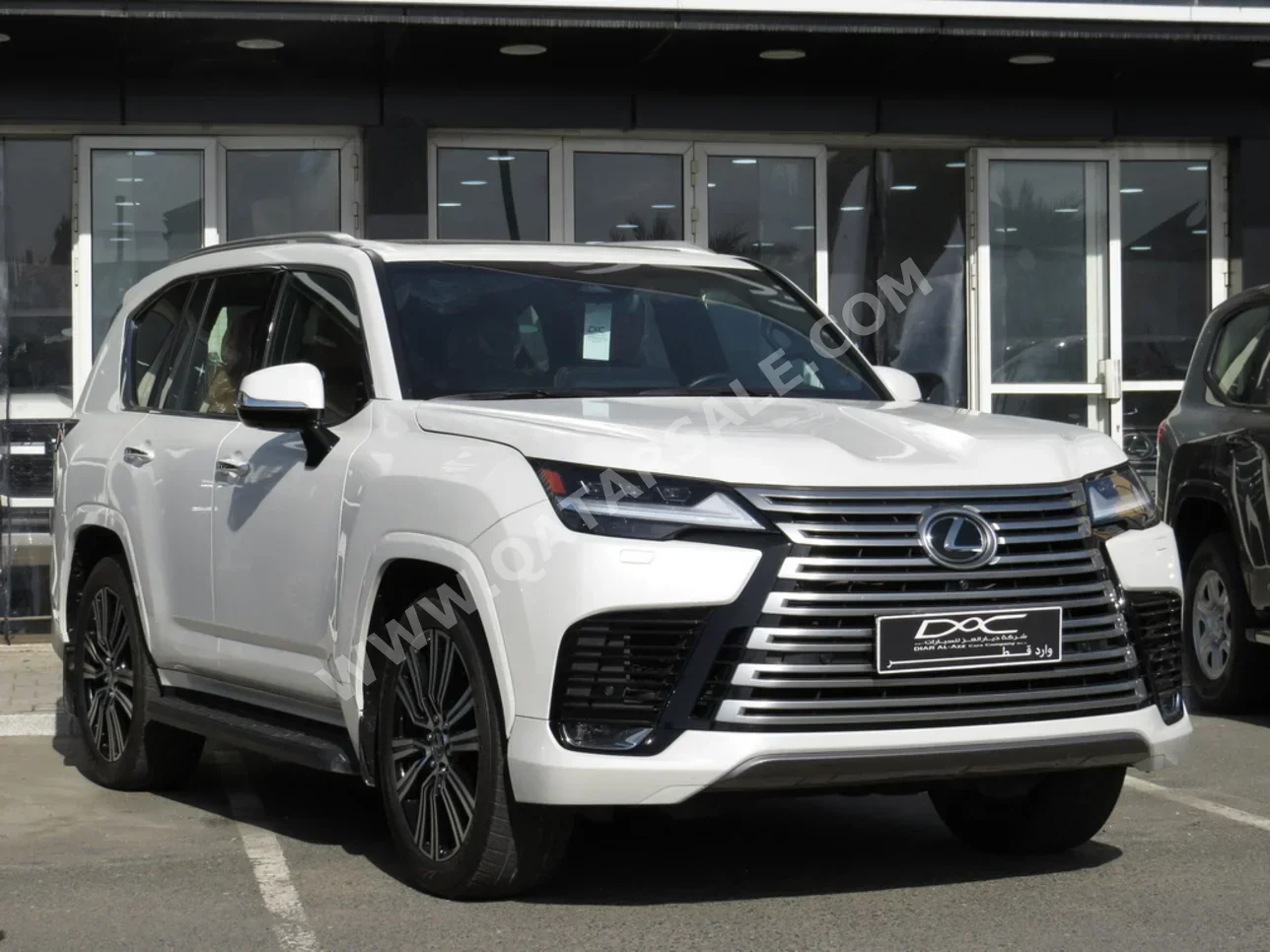 لكزس  ال اكس  600 لكجري  2025  اوتوماتيك  31,000 كم  6 سلندر  دفع رباعي  اس يو في  أبيض  تحت الضمان