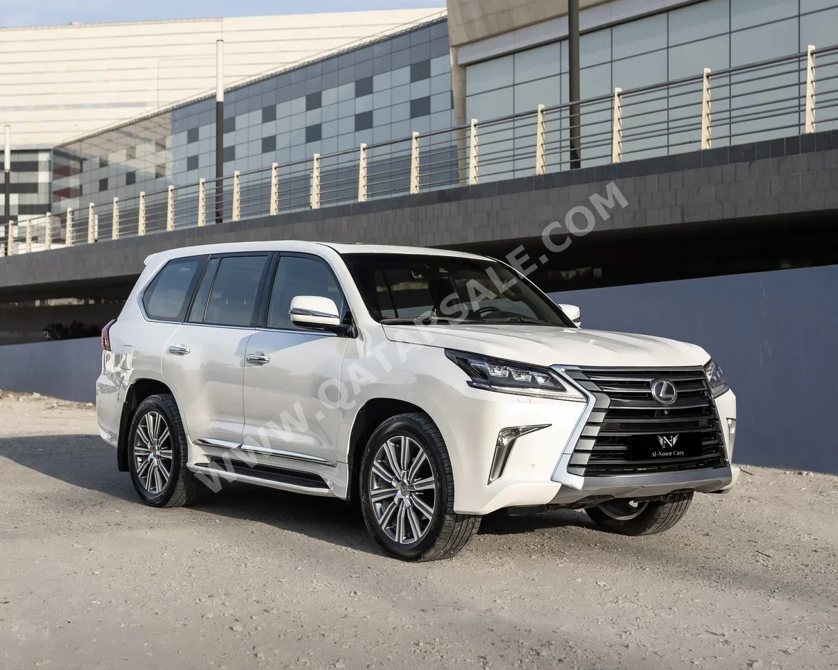 لكزس  ال اكس  570  2017  اوتوماتيك  120,000 كم  8 سلندر  دفع رباعي  اس يو في  أبيض