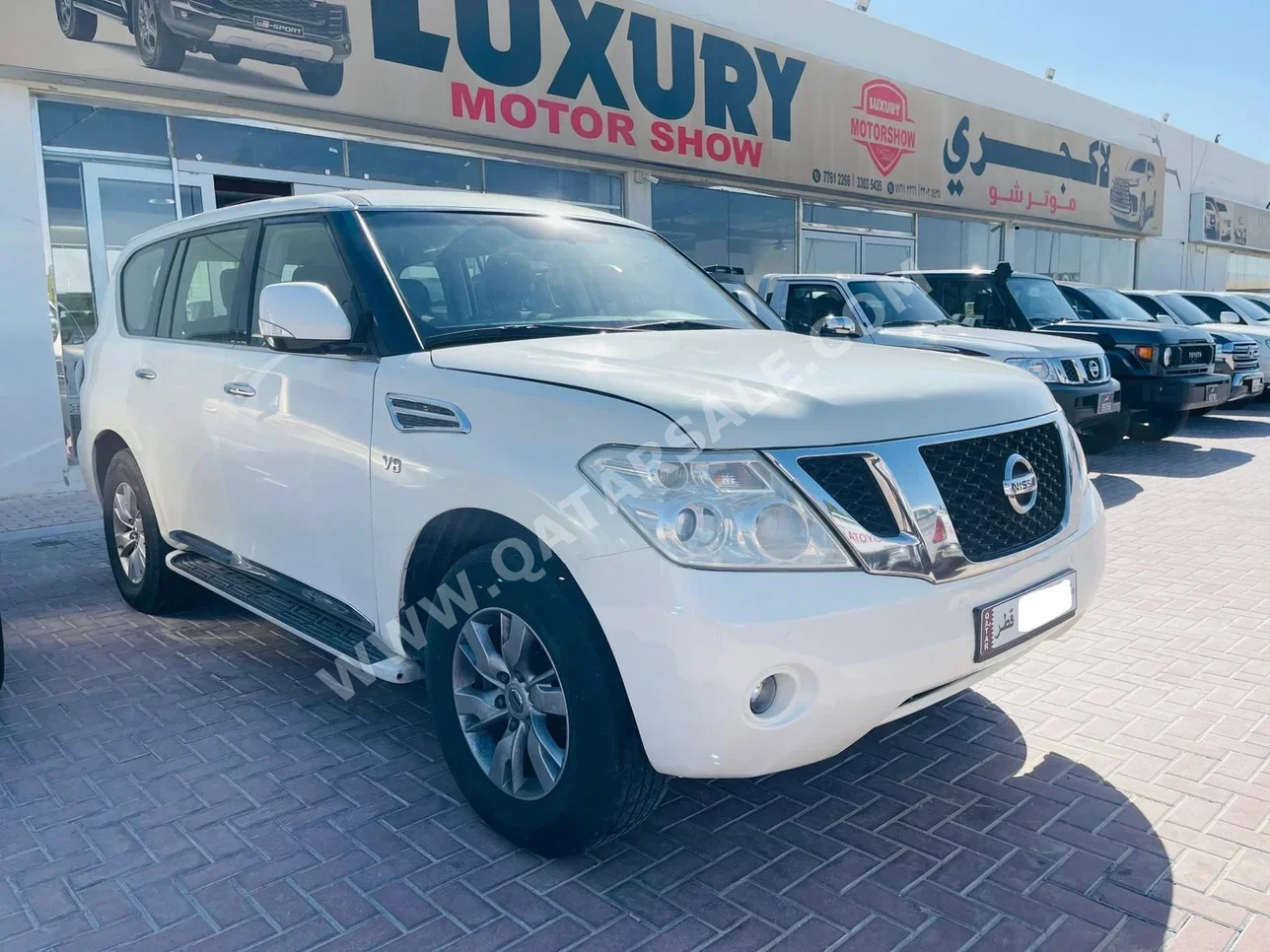 نيسان  باترول  اس اي  2013  اوتوماتيك  420,000 كم  8 سلندر  دفع رباعي  اس يو في  أبيض