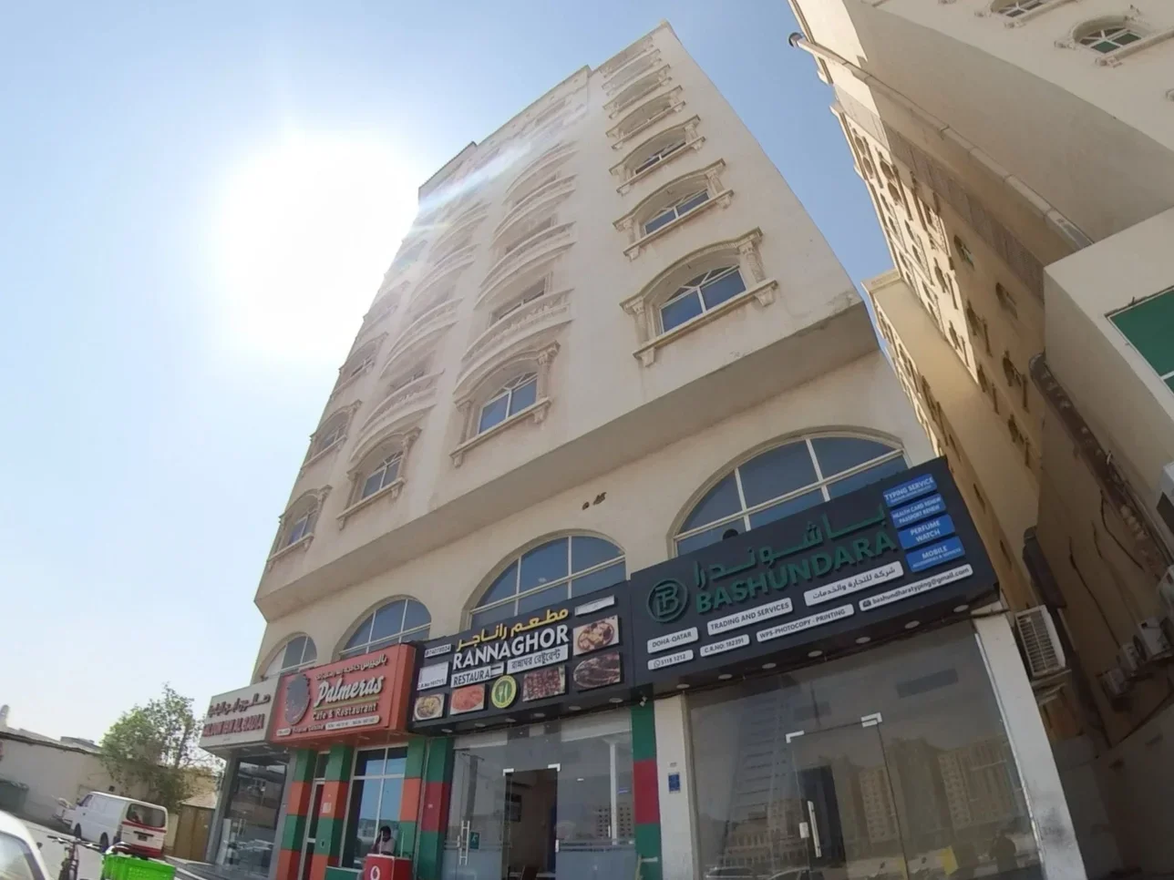 Commercial Shops - Not Furnished  - Doha  For Rent  - Fereej Bin Mahmoud