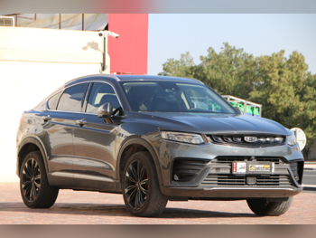 جيلي توجيلا 2024 اوتوماتيك 176,000 كم 4 سلندر دفع رباعي اس يو في رمادي