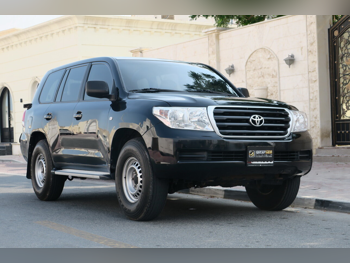 تويوتا  لاند كروزر  جي  2011  اوتوماتيك  455,000 كم  6 سلندر  دفع رباعي  اس يو في  أسود