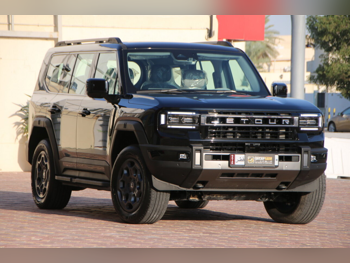Jetour  G700  luxury  2026  Automatic  300 Km  4 Cylinder  Four Wheel Drive (4WD)  SUV  Black  With Warranty