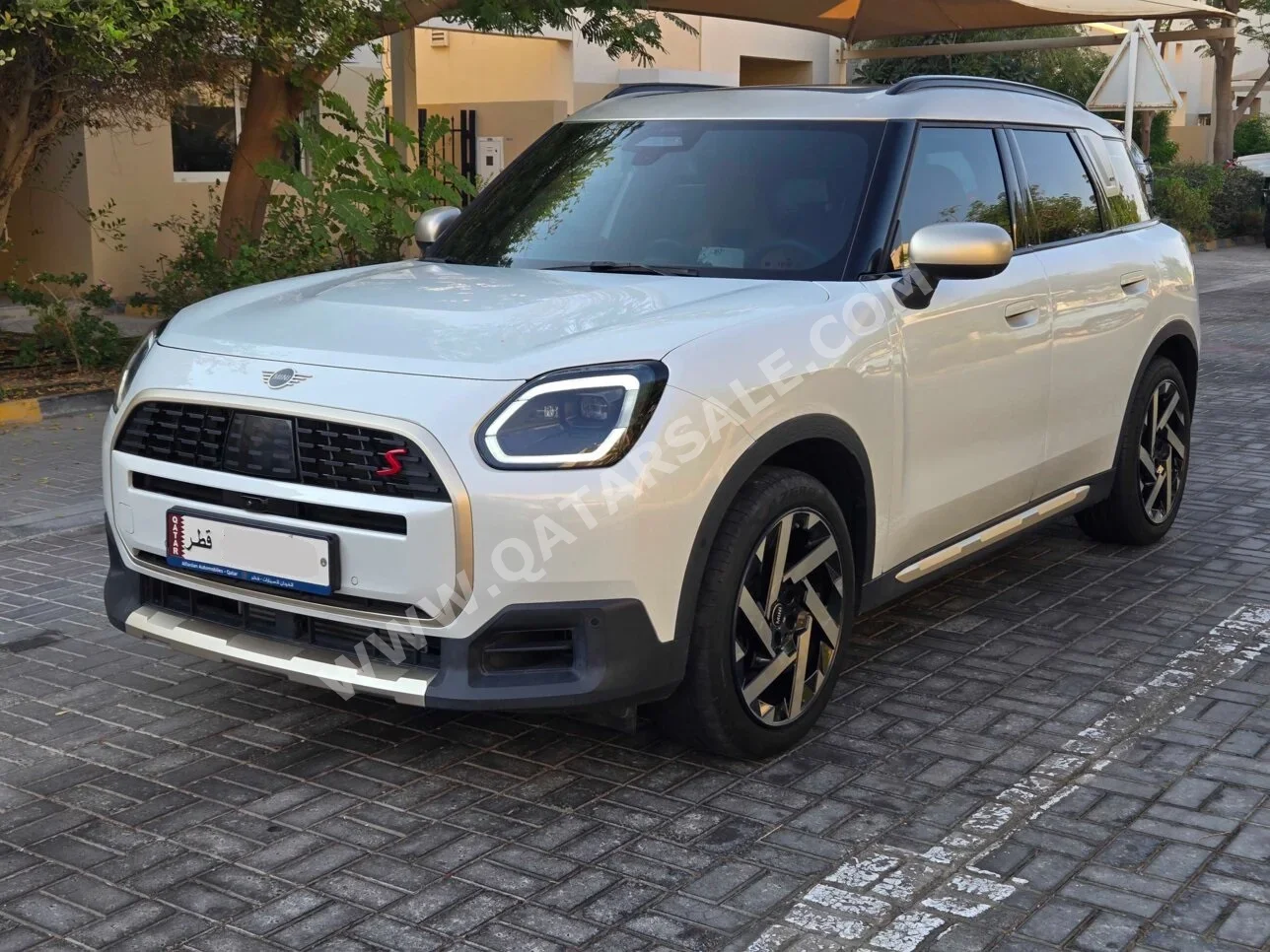 ميني  كوبر  كاونتري مان اس  2025  اوتوماتيك  29,000 كم  4 سلندر  دفع كلي مستمر  هاتشباك  أبيض و ذهبي  تحت الضمان