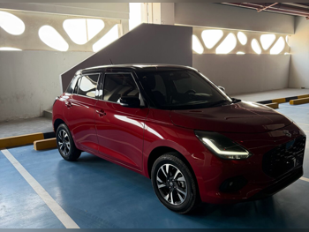 سوزوكي  سويفت  2025  اوتوماتيك  8,000 كم  4 سلندر  سحب امامي  هاتشباك  أحمر  تحت الضمان