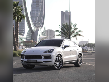 بورش  كيان  كوبيه  2020  اوتوماتيك  49,000 كم  6 سلندر  دفع كلي مستمر  اس يو في  أبيض  تحت الضمان