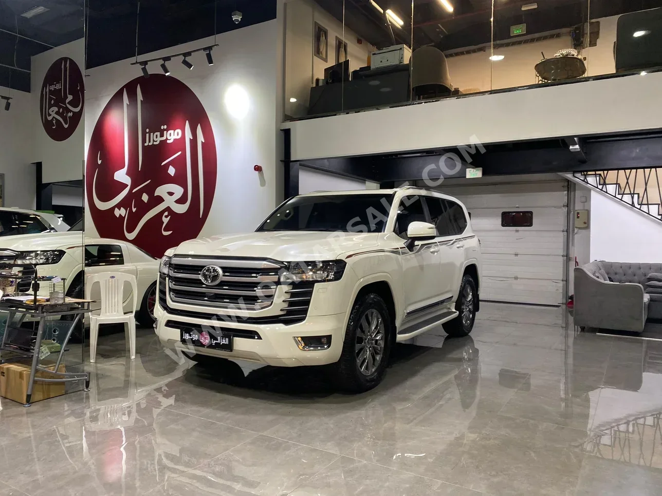 Toyota  Land Cruiser  GXR Twin Turbo  2024  Automatic  72,000 Km  6 Cylinder  Four Wheel Drive (4WD)  SUV  Pearl  With Warranty