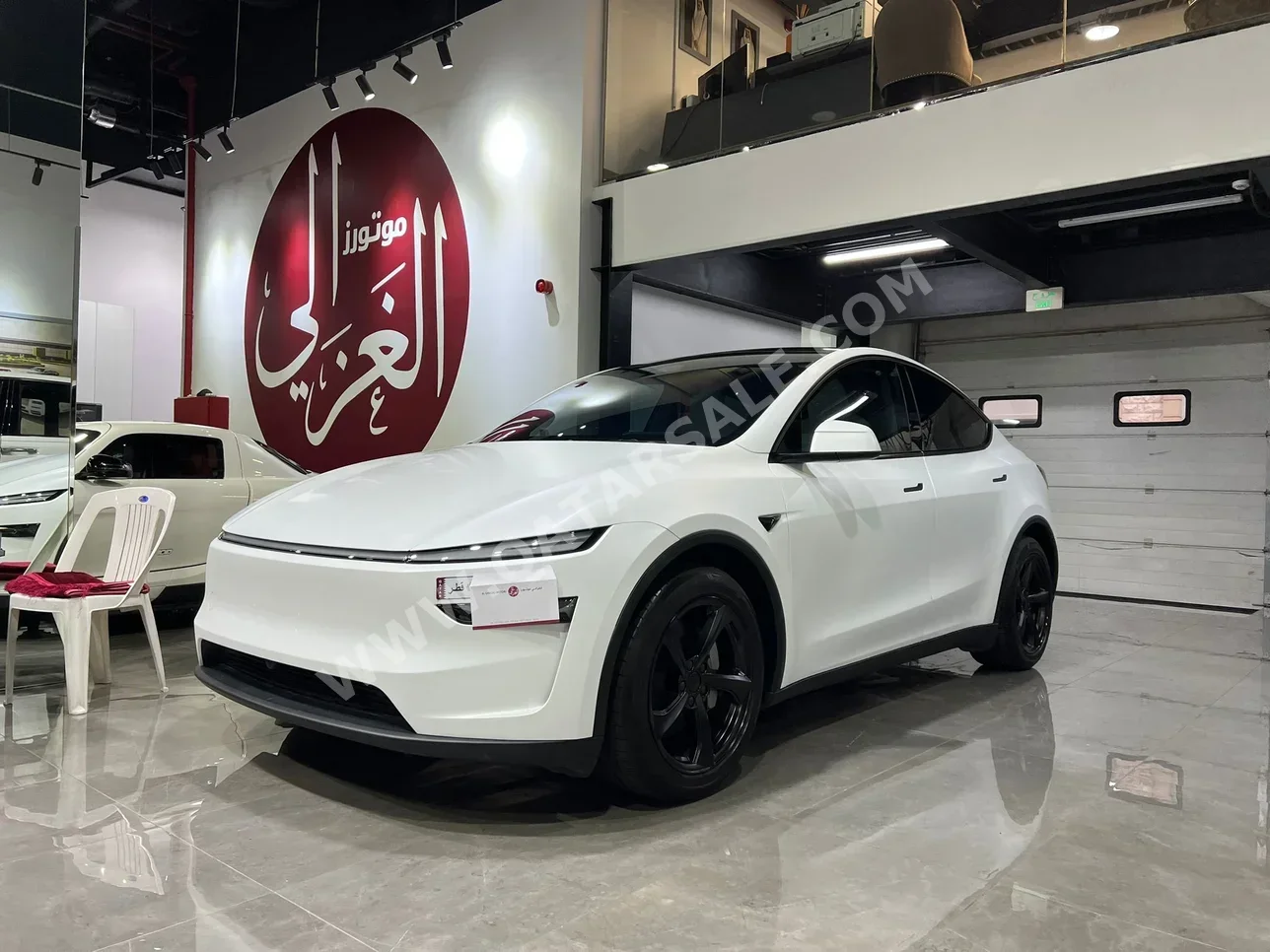 Tesla  Model Y  2025  Automatic  12,000 Km  0 Cylinder  All Wheel Drive (AWD)  SUV  White  With Warranty
