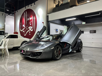 ماكلارين  سبيدر 12- سي  2013  اوتوماتيك  49,000 كم  8 سلندر  دفع خلفي  كوبيه \ سبورت  رمادي