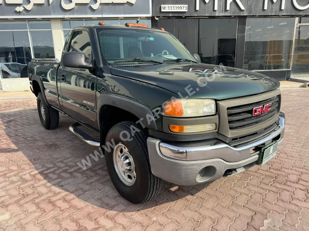 GMC  Sierra  3500  2006  Automatic  195,000 Km  8 Cylinder  Four Wheel Drive (4WD)  Pick Up  Green