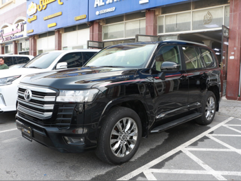 Toyota  Land Cruiser  GXR Twin Turbo  2025  Automatic  17,000 Km  6 Cylinder  Four Wheel Drive (4WD)  SUV  Black  With Warranty