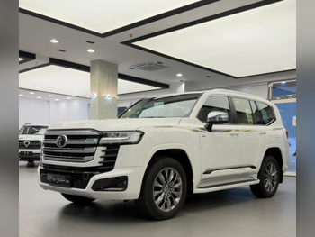 Toyota  Land Cruiser  VX  2025  Automatic  650 Km  6 Cylinder  Four Wheel Drive (4WD)  SUV  White  With Warranty