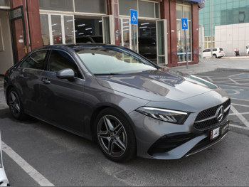 Mercedes-Benz  A-Class  200  2025  Automatic  6,000 Km  4 Cylinder  Rear Wheel Drive (RWD)  Hatchback  Gray  With Warranty