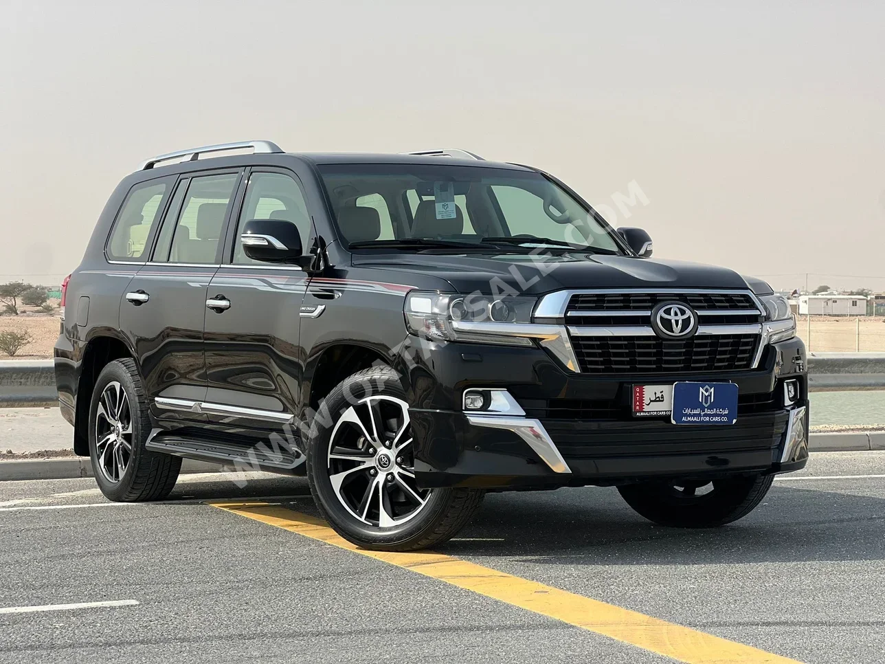 Toyota  Land Cruiser  GXR- Grand Touring  2021  Automatic  131,000 Km  8 Cylinder  Four Wheel Drive (4WD)  SUV  Black