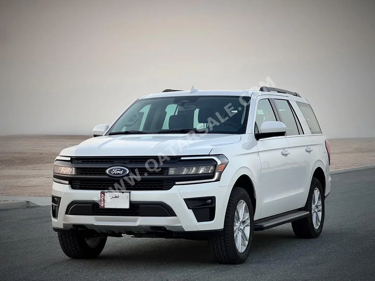 Ford  Expedition  XLT  2024  Automatic  0 Km  6 Cylinder  Four Wheel Drive (4WD)  SUV  White  With Warranty