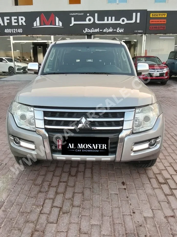 Mitsubishi  Pajero  3.5  2020  Automatic  92,000 Km  6 Cylinder  Four Wheel Drive (4WD)  SUV  Silver
