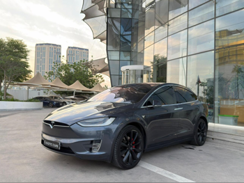 Tesla  Model X  2018  Automatic  99,000 Km  0 Cylinder  All Wheel Drive (AWD)  SUV  Gray