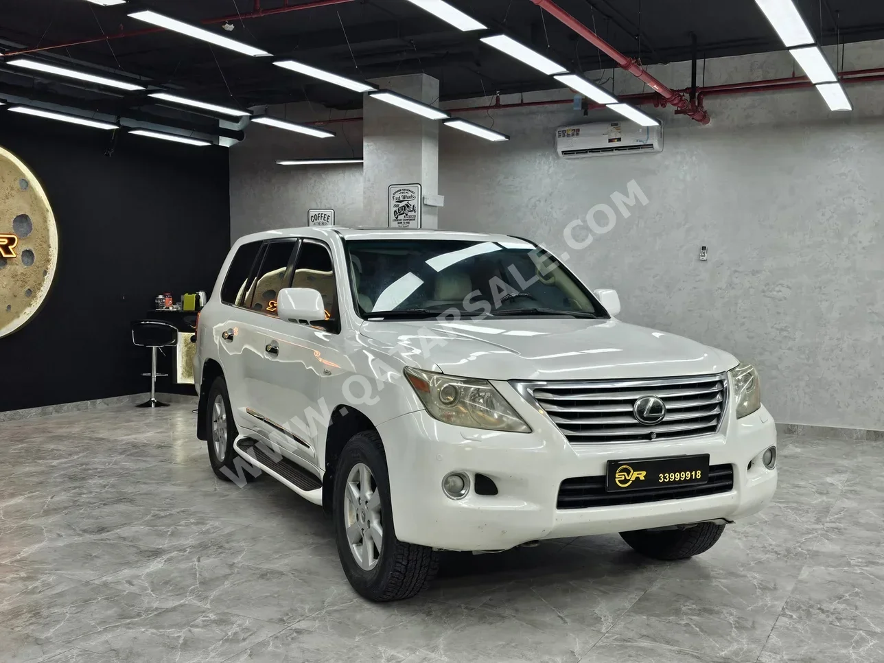 Lexus  LX  570  2010  Automatic  312,000 Km  8 Cylinder  Four Wheel Drive (4WD)  SUV  White