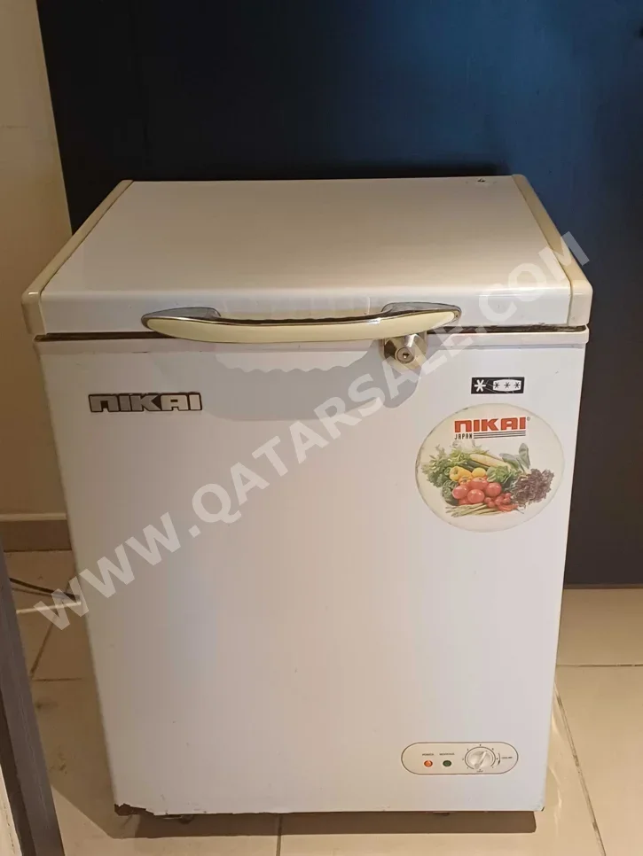 مجمدات نيكاي  أبيض  80 سانتيمتر  60 سانتيمتر \  151-200 لتر  علوي