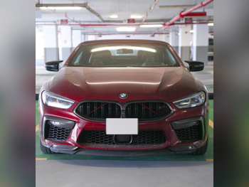 بي ام دبليو  الفئة - ام  8  2022  اوتوماتيك  33,500 كم  8 سلندر  دفع خلفي  كشف  أحمر
