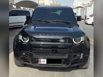 لاند روفر  ديفيندر  110 اكس داينمك  2022  اوتوماتيك  155,000 كم  6 سلندر  دفع رباعي  اس يو في  أسود