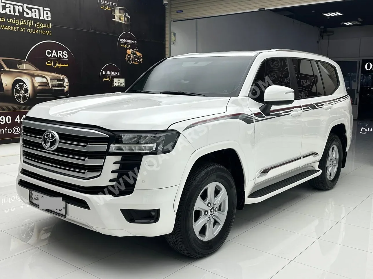 Toyota  Land Cruiser  GXR  2023  Automatic  69,000 Km  6 Cylinder  Four Wheel Drive (4WD)  SUV  White