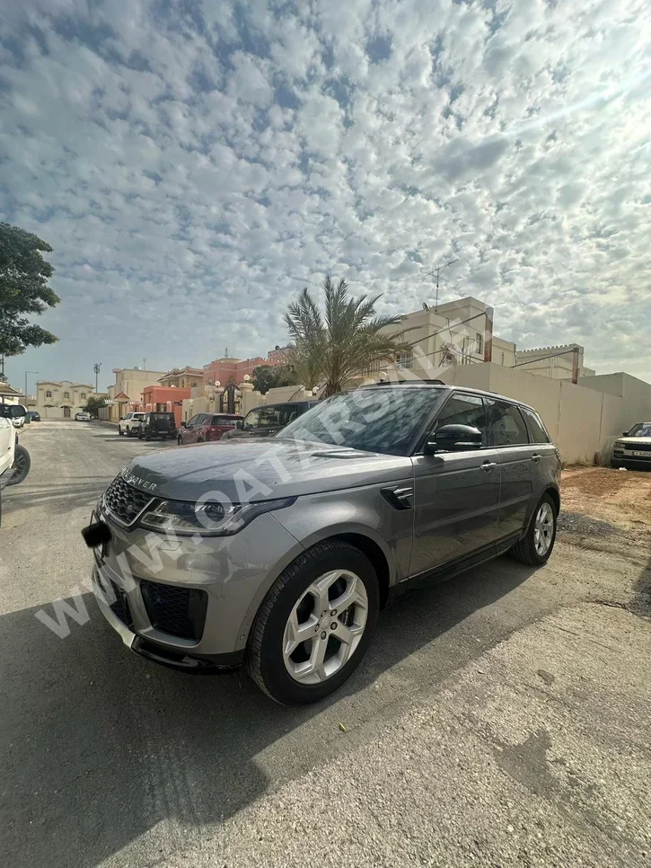 Land Rover  Range Rover  Sport  2020  Automatic  88,000 Km  6 Cylinder  Four Wheel Drive (4WD)  SUV  Gray