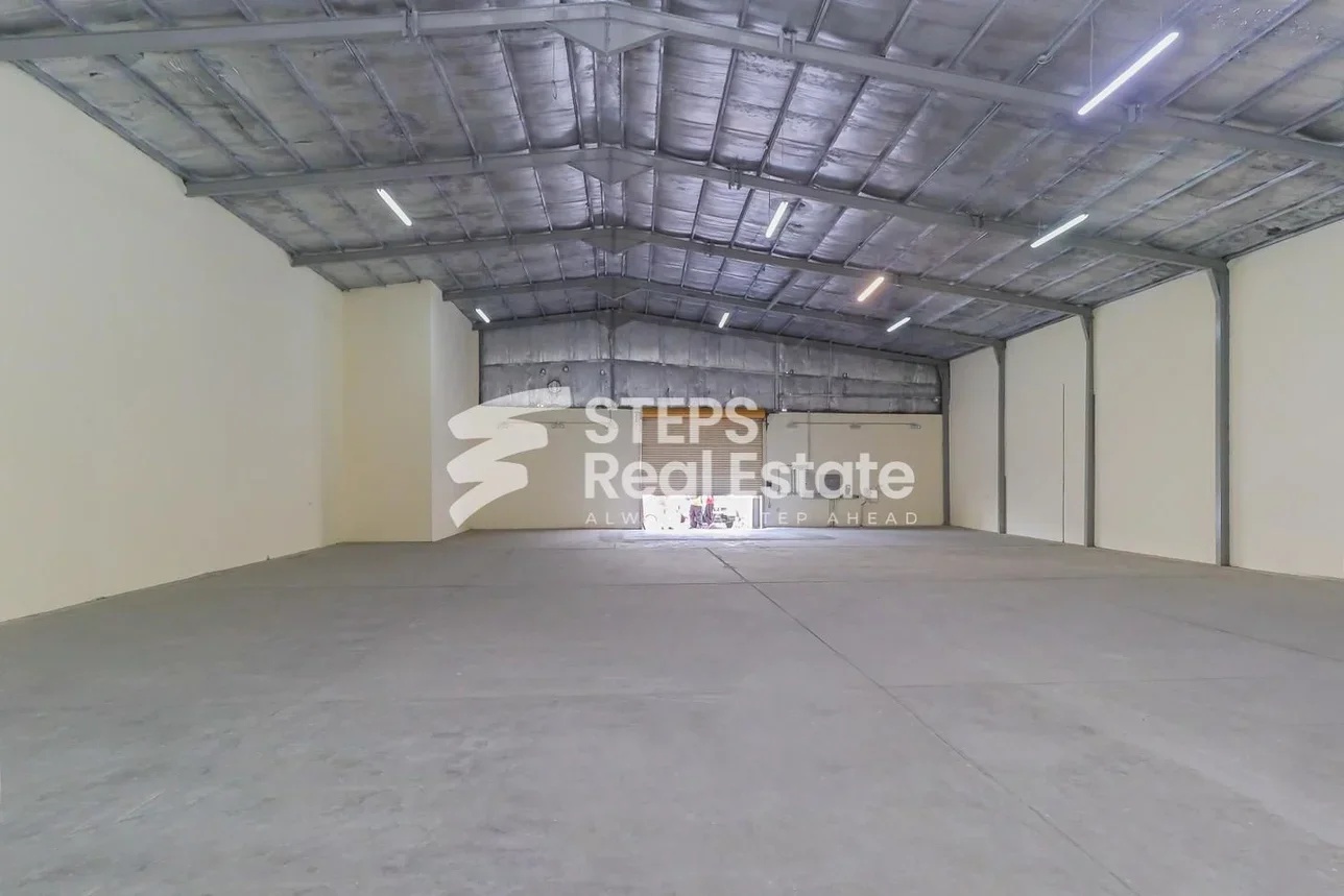 Warehouses & Stores - Al Rayyan  - Industrial Area  -Area Size: 410 Square Meter