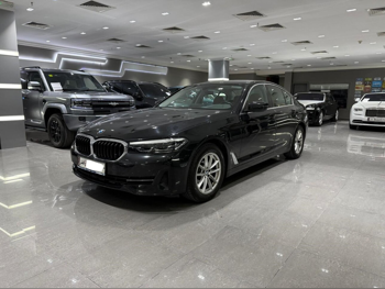 BMW  5-Series  520i  2023  Automatic  100,000 Km  6 Cylinder  Rear Wheel Drive (RWD)  Sedan  Black