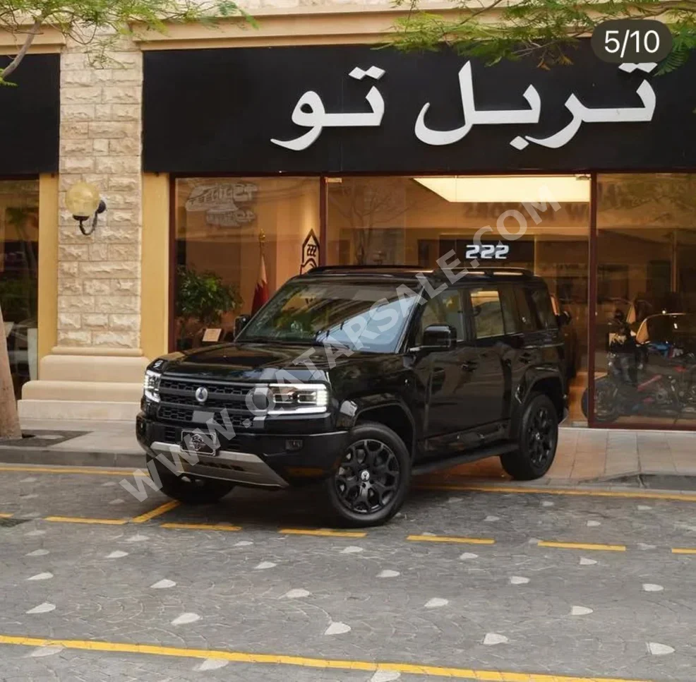 BYD  Denza  B5 Flag Ship  2026  Automatic  1,000 Km  4 Cylinder  Four Wheel Drive (4WD)  SUV  Black  With Warranty