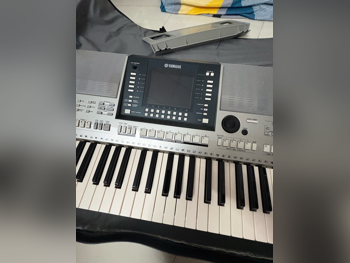 Piano Yamaha  PSR-E463  Digital