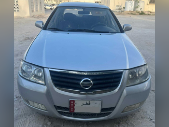 نيسان صني 2010 اوتوماتيك 216,000 كم 4 سلندر سحب امامي سيدان فضي