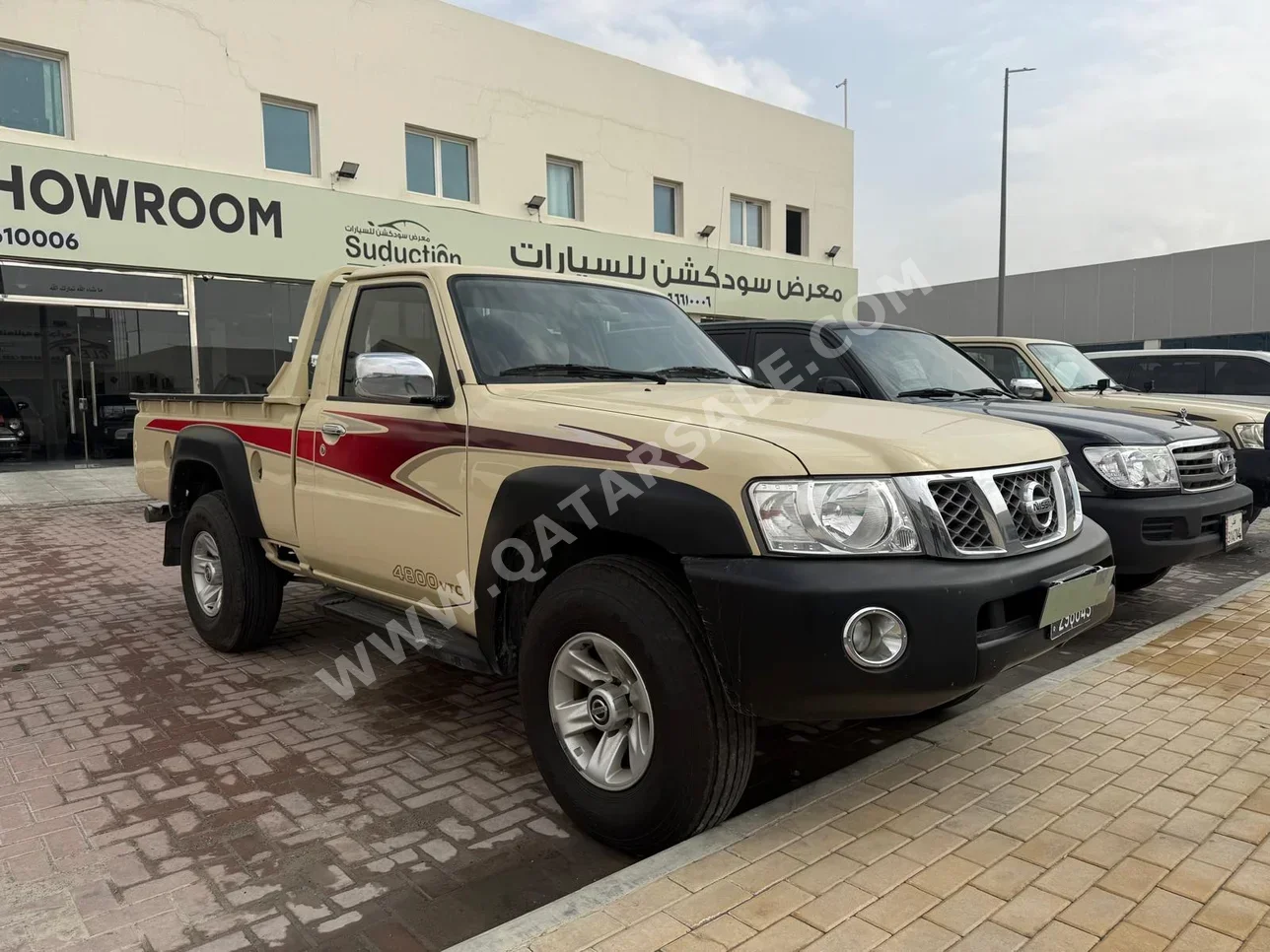 نيسان  باترول  اس جي ال  2015  عادي  360,000 كم  6 سلندر  دفع رباعي  بيكب  بيج