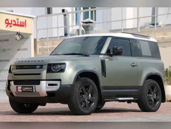 لاند روفر  ديفيندر  90 اتش اس اي  2022  اوتوماتيك  68,000 كم  6 سلندر  دفع رباعي  اس يو في  أخضر  تحت الضمان