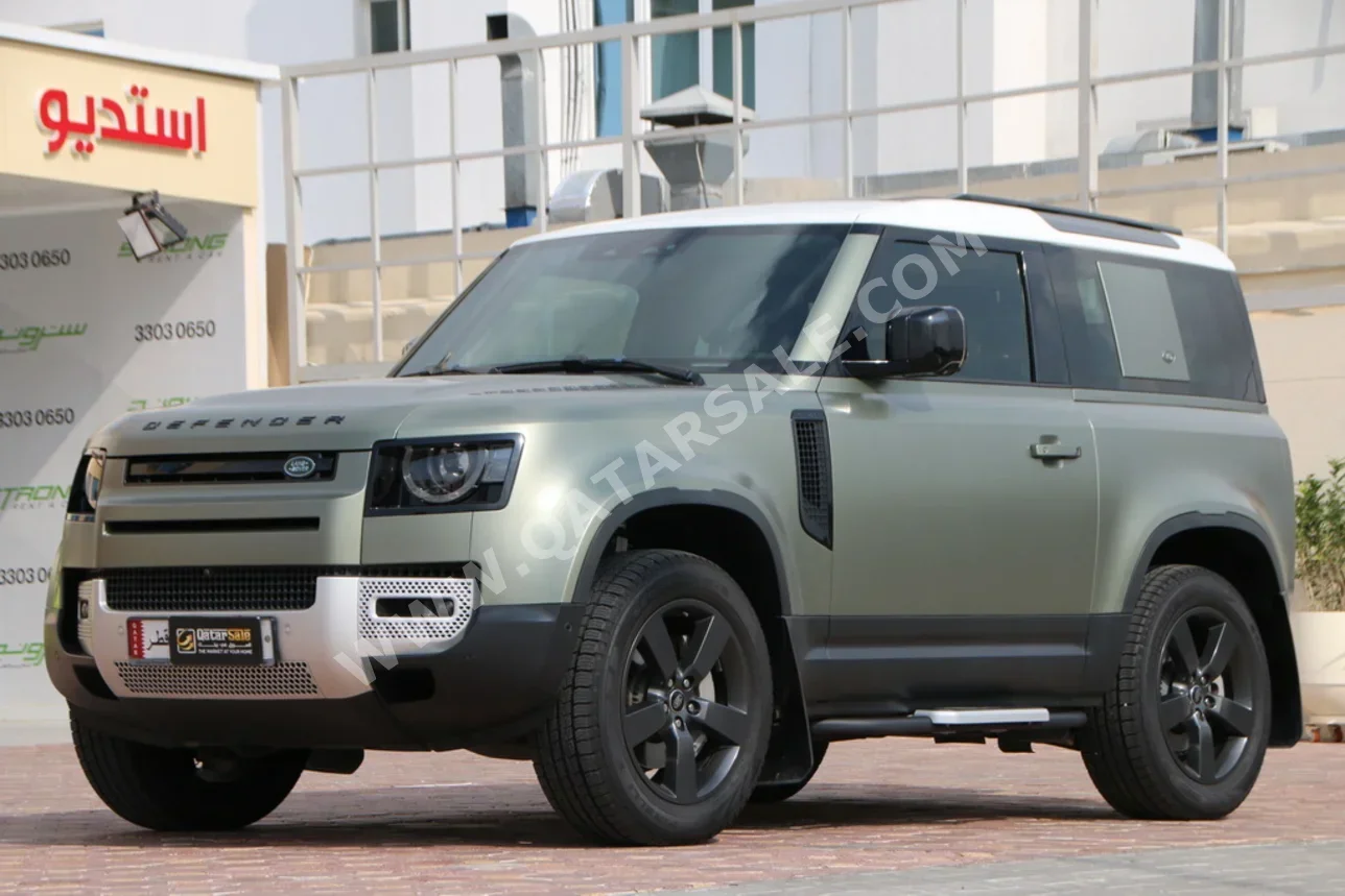لاند روفر  ديفيندر  90 اتش اس اي  2022  اوتوماتيك  68,000 كم  6 سلندر  دفع رباعي  اس يو في  أخضر  تحت الضمان