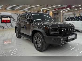 Jetour  T2  I-DM  2025  Automatic  9,000 Km  4 Cylinder  Four Wheel Drive (4WD)  SUV  Black  With Warranty