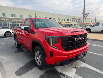 GMC  Sierra  Elevation  2025  Automatic  7,000 Km  8 Cylinder  Four Wheel Drive (4WD)  Pick Up  Red  With Warranty