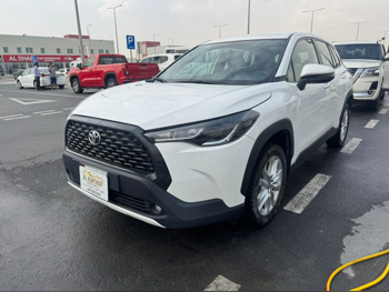 Toyota  Corolla  Cross Hybrid  2022  Automatic  189,000 Km  4 Cylinder  Four Wheel Drive (4WD)  SUV  White