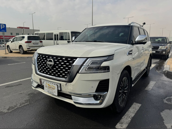 نيسان  باترول  بلاتنيوم  2014  اوتوماتيك  275,000 كم  8 سلندر  دفع رباعي  اس يو في  أبيض