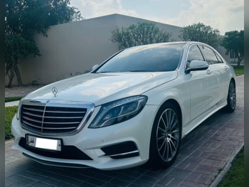 Mercedes-Benz  S-Class  400  2016  Automatic  119,000 Km  6 Cylinder  Rear Wheel Drive (RWD)  Sedan  Pearl