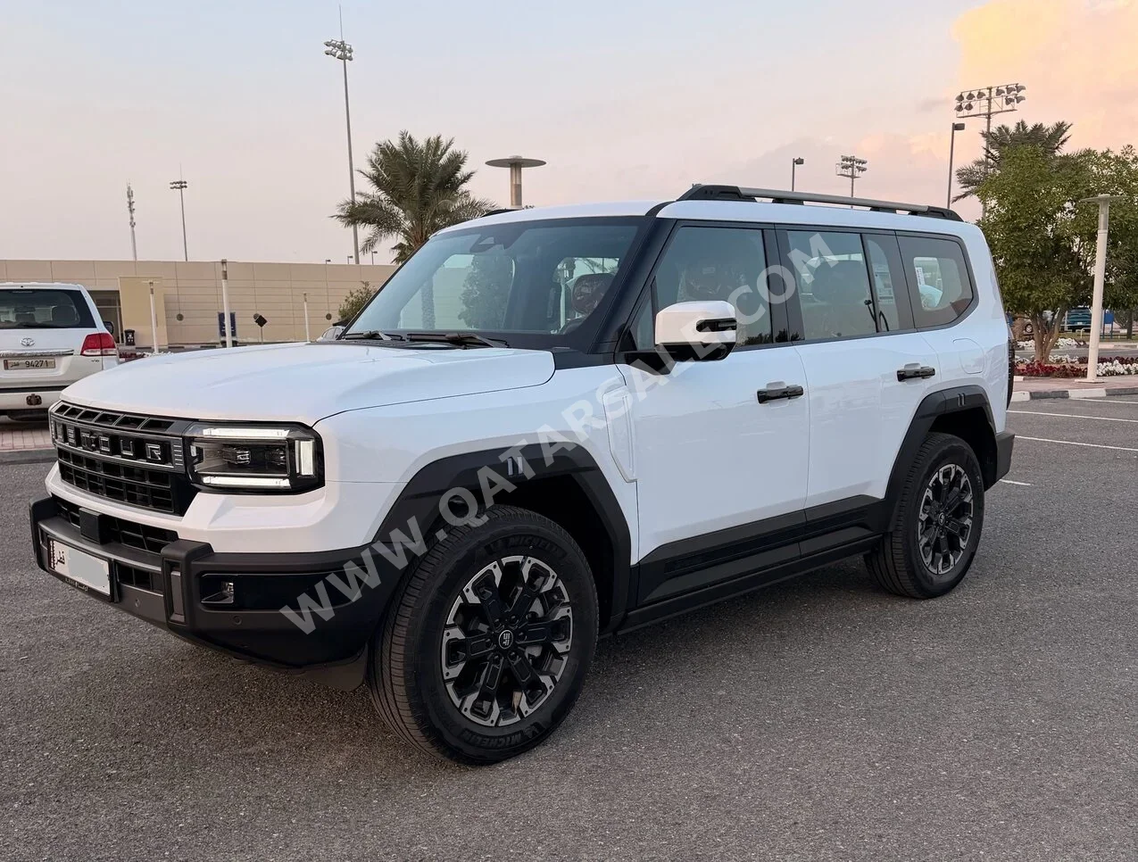 Jetour  G700  Flagship  2026  Automatic  0 Km  4 Cylinder  Four Wheel Drive (4WD)  SUV  White  With Warranty