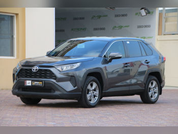 Toyota  Rav 4  2023  Automatic  45,000 Km  4 Cylinder  Four Wheel Drive (4WD)  SUV  Gray  With Warranty